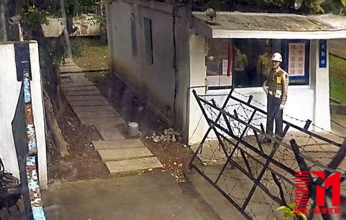 新北市新店文园金库目前由宪兵驻守,戒备森严,外人难以一窥究竟。这张照片还是几年前“立委”候选人前往“查验黄金”时所摄。(台湾《联合报》资料图)